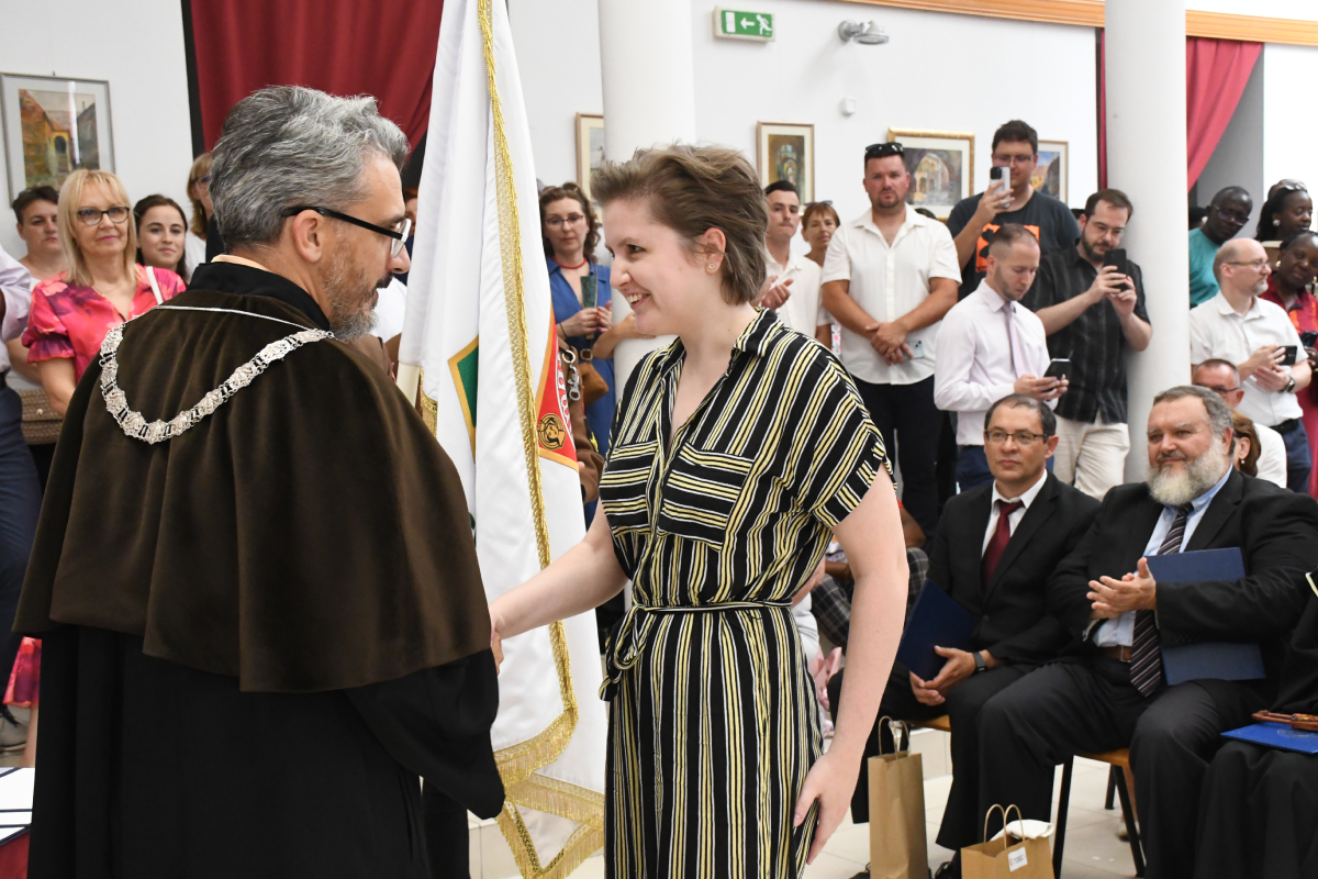 2026-06-26_diplomaoszto_25.jpg